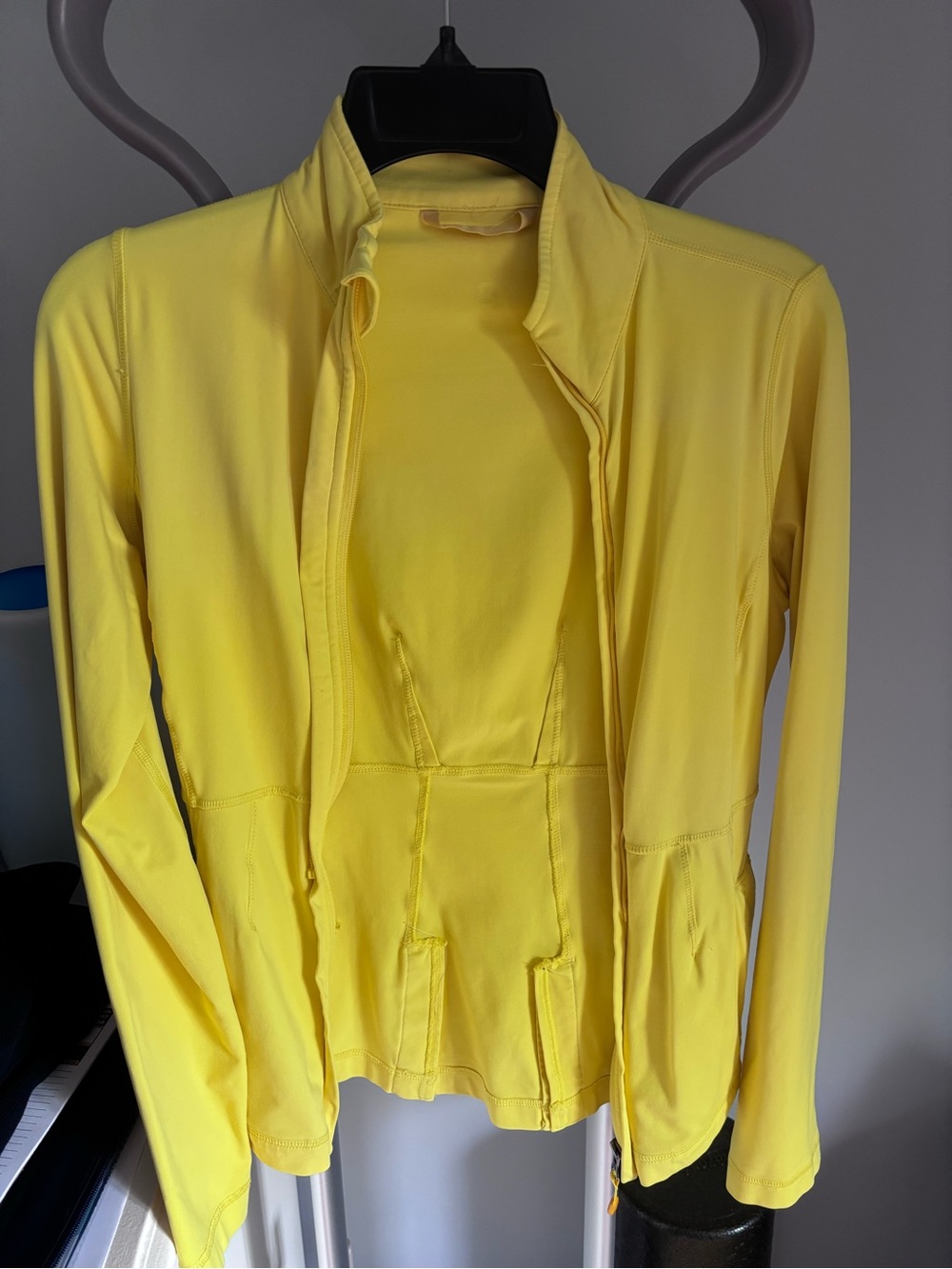 Vintage Lululemon bright yellow zip up sweater / training jacket size 4